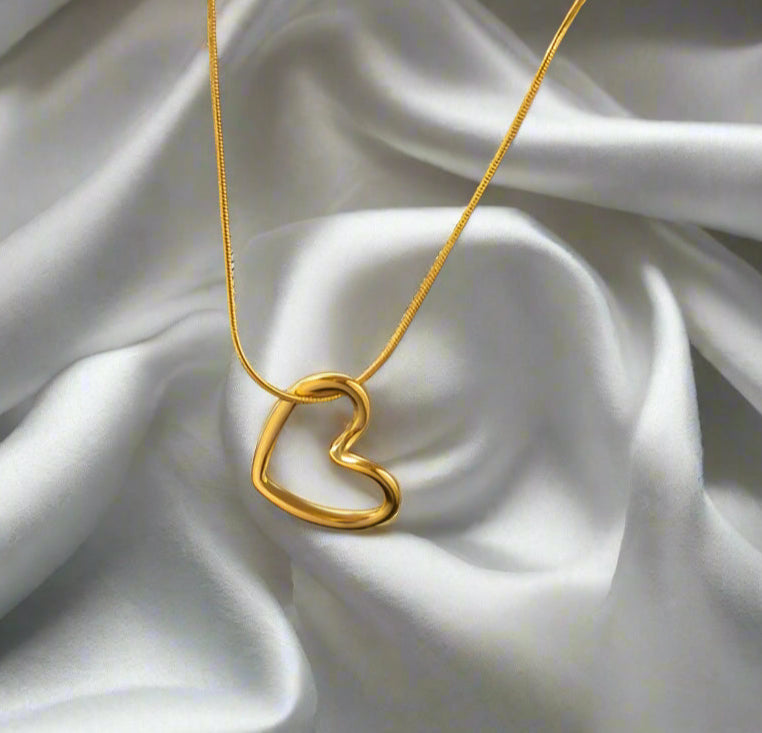 hello heart necklaces