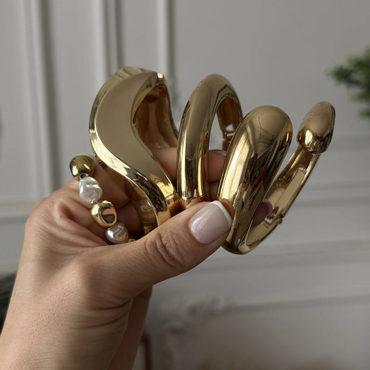 Vintage Metal Exaggerated Wide Cuff Bangle for Women Gold Color Wave Twist Smooth Irregular Chunky Bracelet Punk Jewelry Gifts